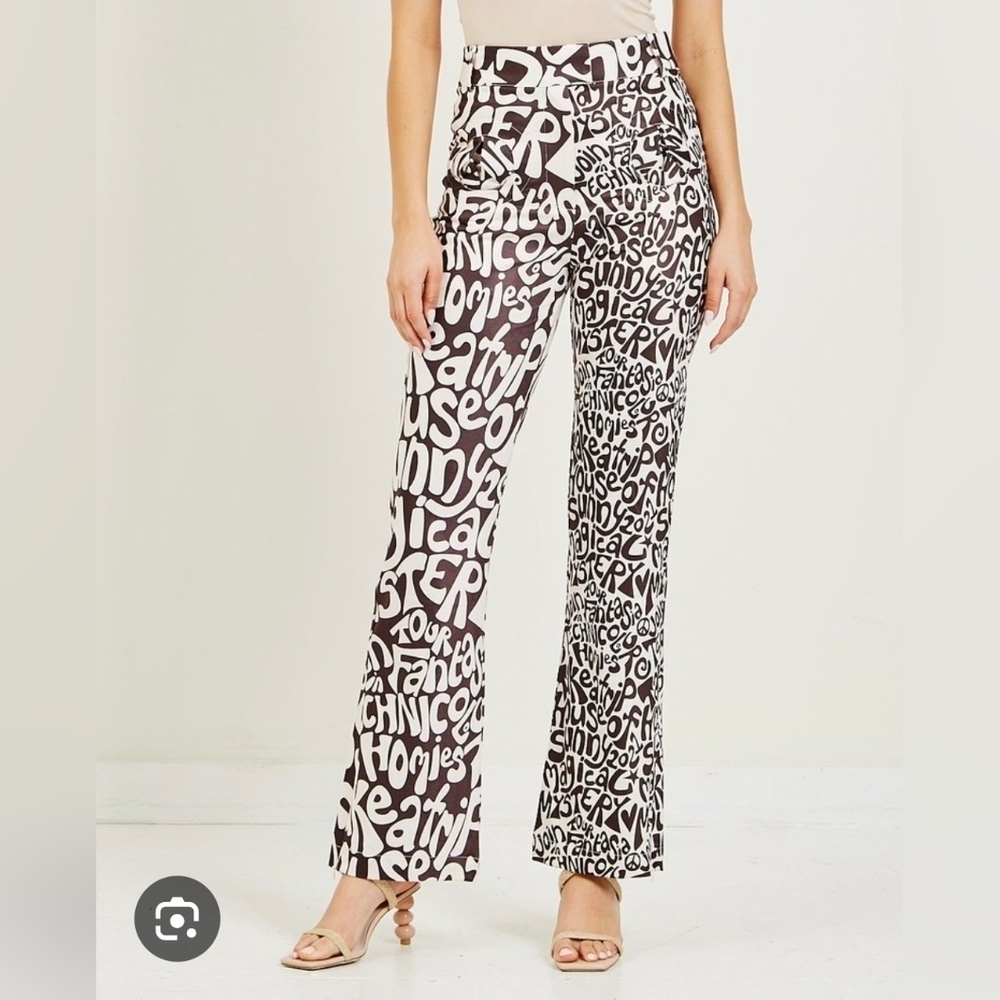 House of Sunny Scooby Monochrome Text Print Flare Pants Size 2